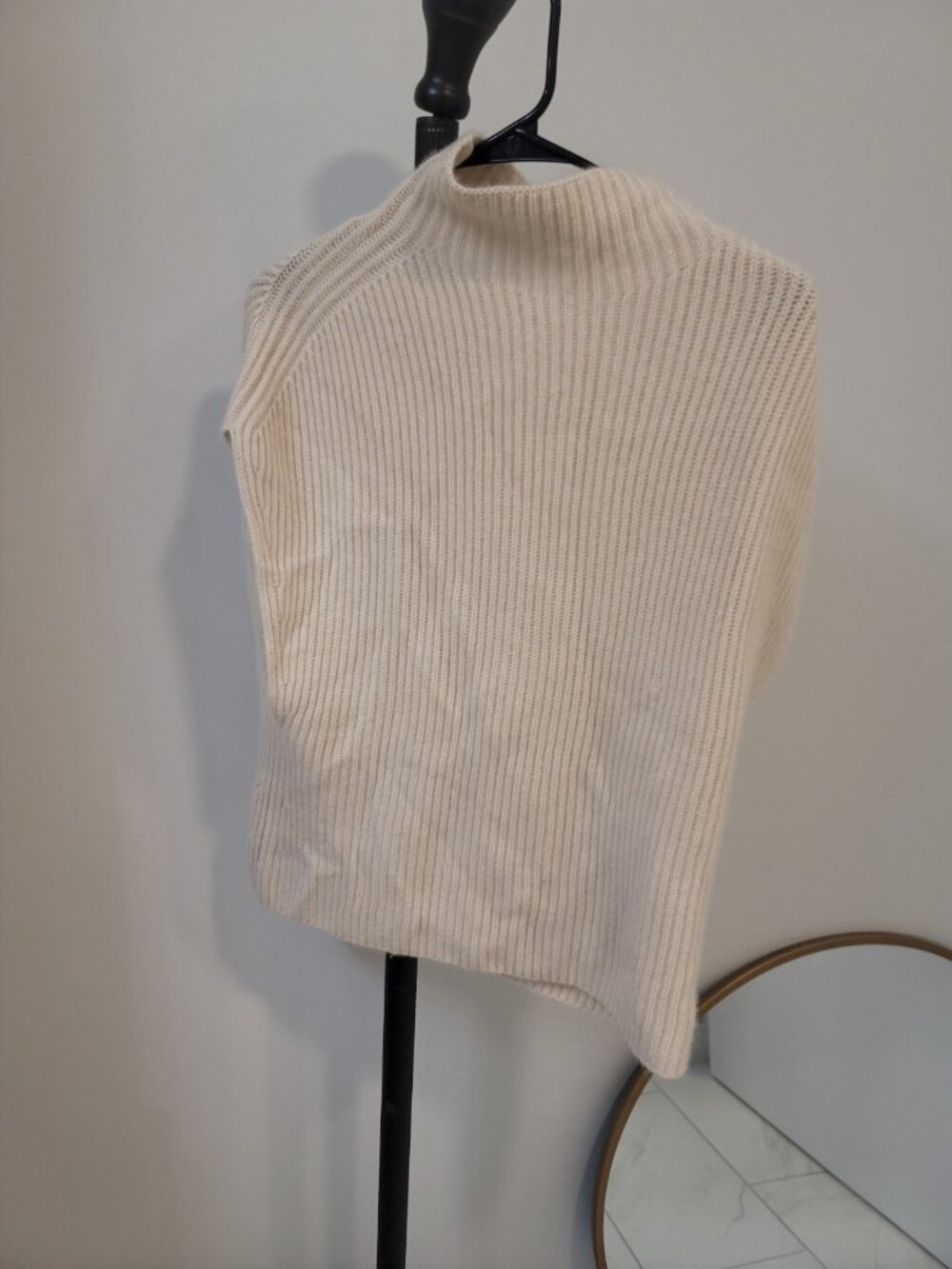 Ann Mashburn Cashmere Sweater Vest Women’s S Beige - Picture 2 of 6